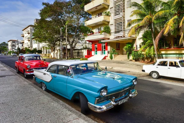 Klasik Otomobil - Havana, Küba — Stok fotoğraf