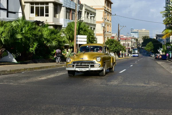 Klasik Otomobil - Havana, Küba — Stok fotoğraf