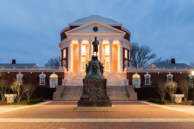 Virginia Üniversitesi - Charlottesville, Virjinya