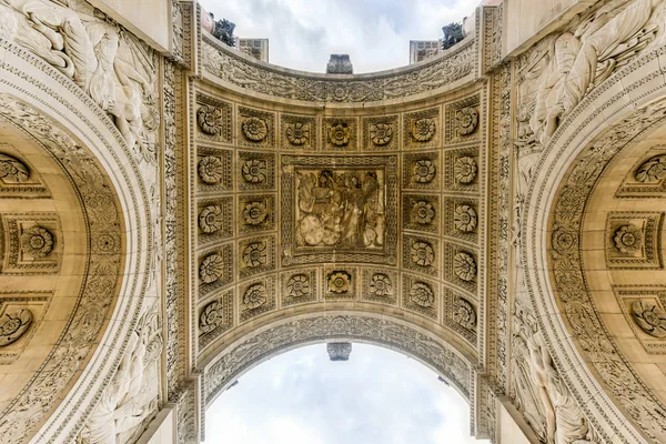 Łuk Triumfalny du Carrousel — Zdjęcie stockowe