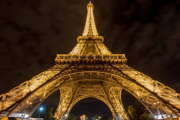 Eiffelturm - paris, frankreich — Stockfoto