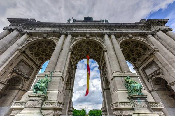 Parque Cinquantenaire em Bruxelas — Fotografia de Stock