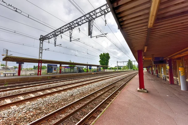 Villeneuve-le-Roi Train Station — Stock fotografie