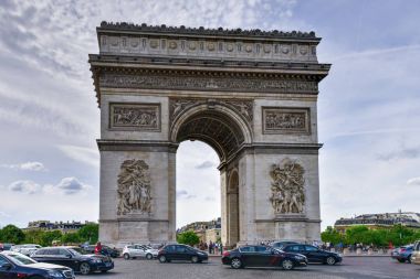 Arc de Triomphe - Paris, France