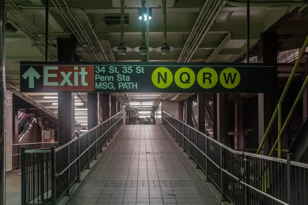 Станція метро 34-й вулиці - Нью-Йорк — стокове фото