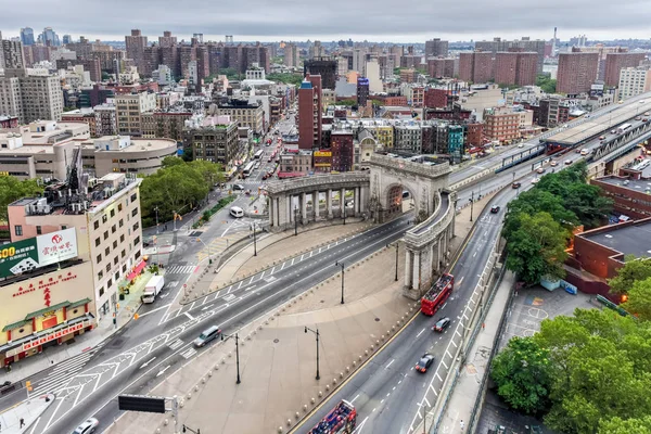 Manhattan Bridge pelargång entré - New York City — Stockfoto