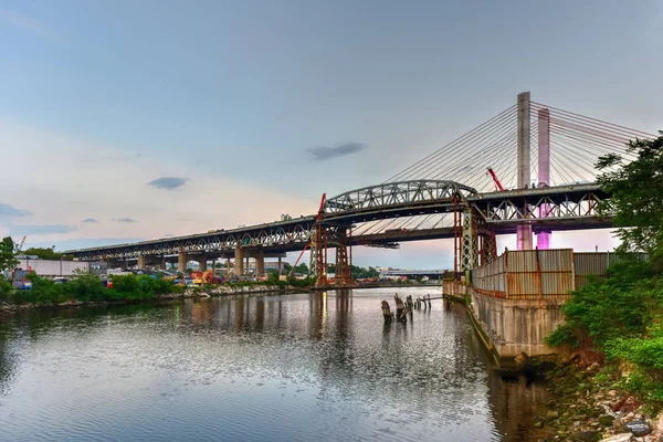 Kosciuszko brücke - new york city — Stockfoto