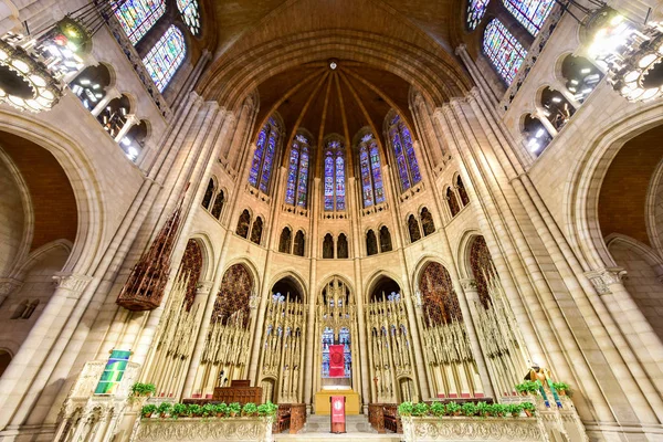 Риверсайдская церковь - Нью-Йорк — стоковое фото