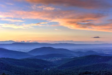 Shenandoah Milli Parkı - Virginia