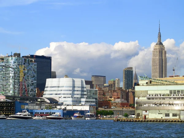 New Yorks Skyline - västra sidan — Stockfoto