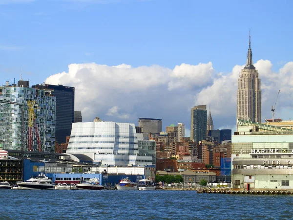 New Yorks Skyline - västra sidan — Stockfoto