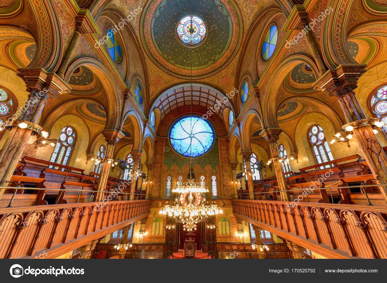 埃尔德里奇街犹太教堂-纽约城—— 库存社论照片© demerzel21 #170520792