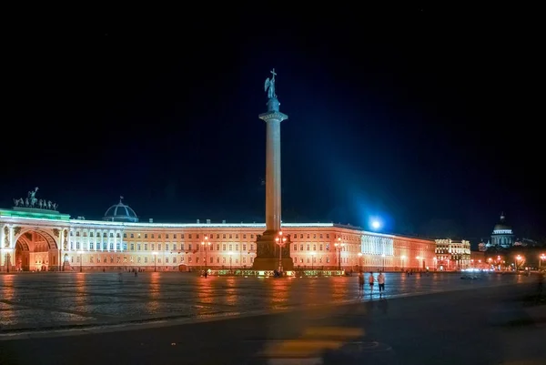 Palace Square - São Petersburgo, Rússia — Fotografia de Stock