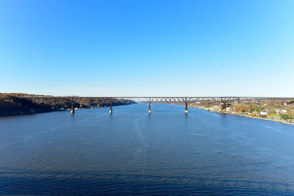 Geçit üzerinde Hudson - New York