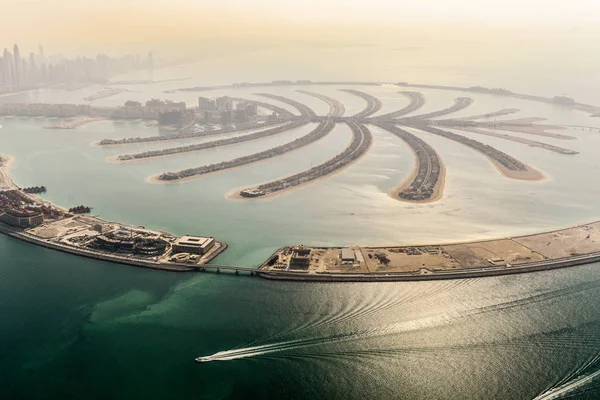 Jumeirah Palm Island - Дубай, ОАЭ — стоковое фото