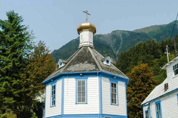 सेंट निकोलस रशियन ऑर्थोडॉक्स चर्च — स्टॉक फोटो, इमेज