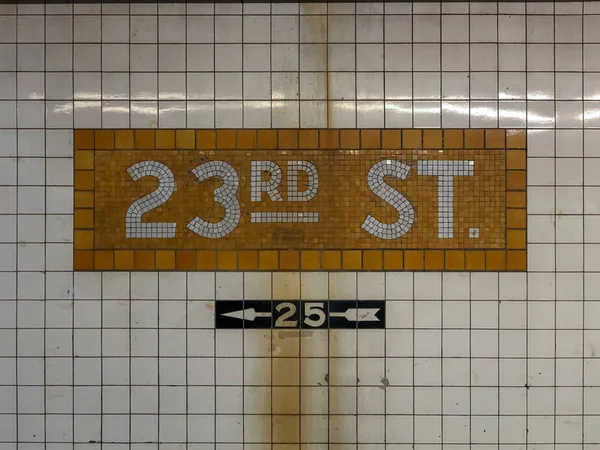 Tunnelbanestationen 23rd street — Stockfoto