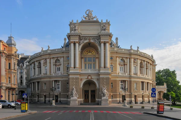 敖德萨国家学术剧场-乌克兰敖德萨 — 图库照片