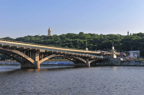 U-Bahn-Brücke - Kiev, Ukraine — Stockfoto