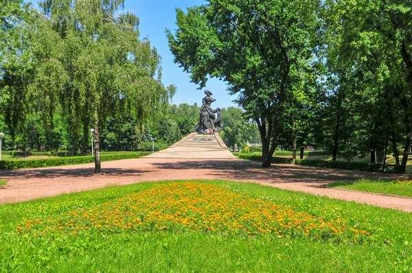 Monumento a Babi Yar en Kiev — Foto de Stock