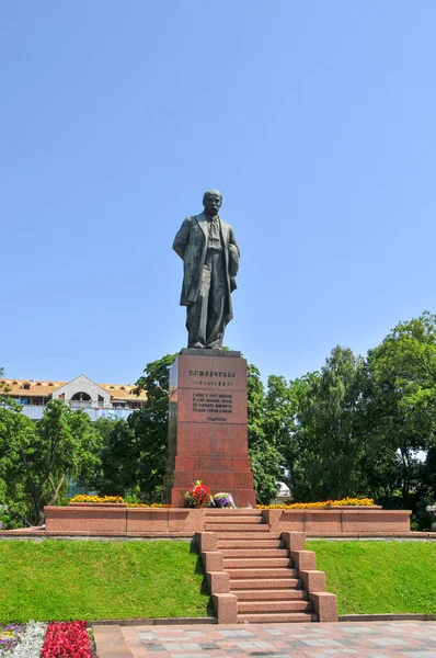 塔拉斯舍甫琴科纪念碑-乌克兰基辅 — 图库照片