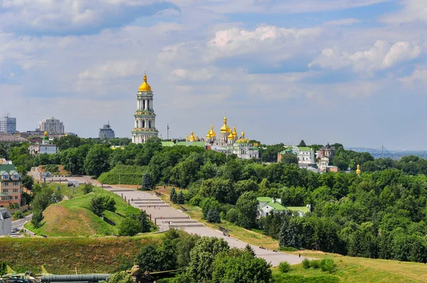 Monasterio de la Cueva de Kiev —  Fotos de Stock