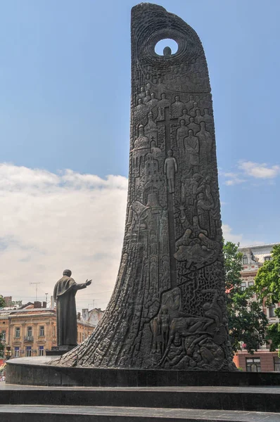 Monument Taras Chevtchenko - Lvov, Ukraine — Photo