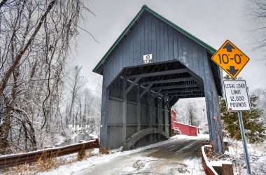 Best's Covered Bridge - Vermont
