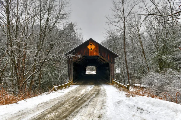 Martin's Mill Covered Bridge - Vermont — Stok fotoğraf