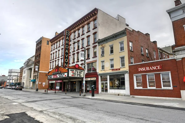 Poughkeepsie, New York - 16 Şubat 2020: Poughkeepsie, New York 'taki Tarihi Bardavon 1869 Opera Evi.