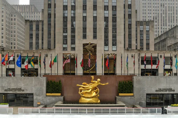 New York City Mar 2020 Empty Rockefeller Center Ice Cink — стокове фото