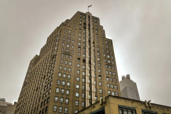 Art Deco Skyscraper Midtown Manhattan New York City Cloudy Day — Stock Photo, Image