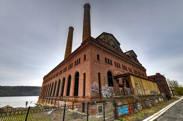 Opuszczona Elektrownia Wzdłuż Rzeki Hudson Yonkers Nowy Jork — Zdjęcie stockowe
