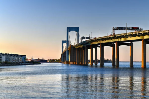 Vista Aérea Ponte Throgs Neck Que Liga Bronx Com Queens — Fotografia de Stock