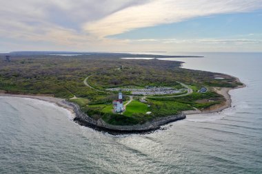 Long Island, New York, ABD 'deki Montauk Deniz feneri ve sahil manzaralı..