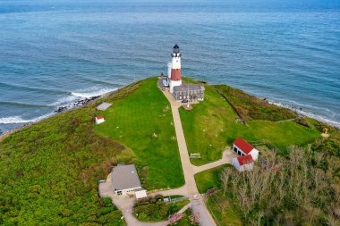Long Island, New York, ABD 'deki Montauk Deniz feneri ve sahil manzaralı..
