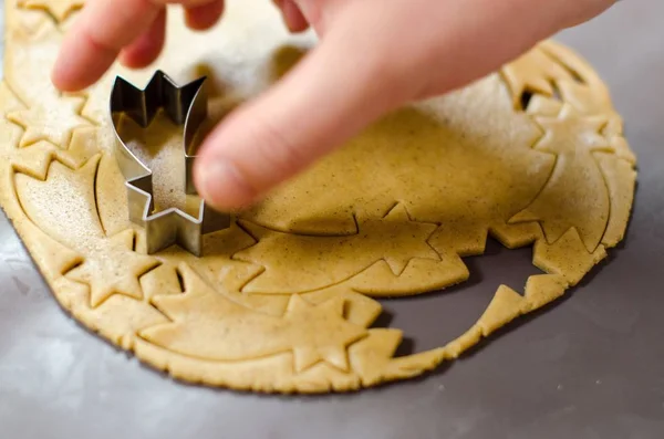 Making Christmas cookies. Star shape — Stock Photo, Image