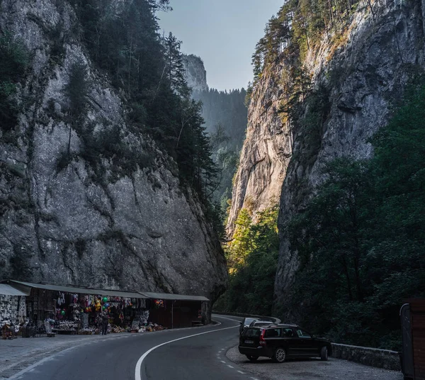 Hermosa Montaña Carretera Sobre Fondo Natural — Foto de Stock