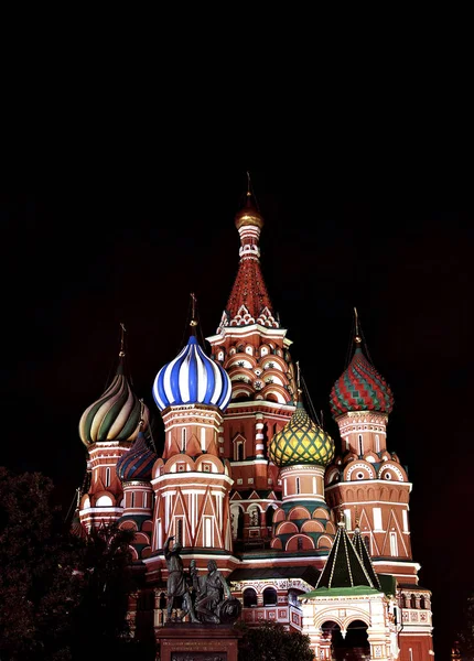 Catedral de Basílio Bendita em Moscou na Praça Vermelha — Fotografia de Stock