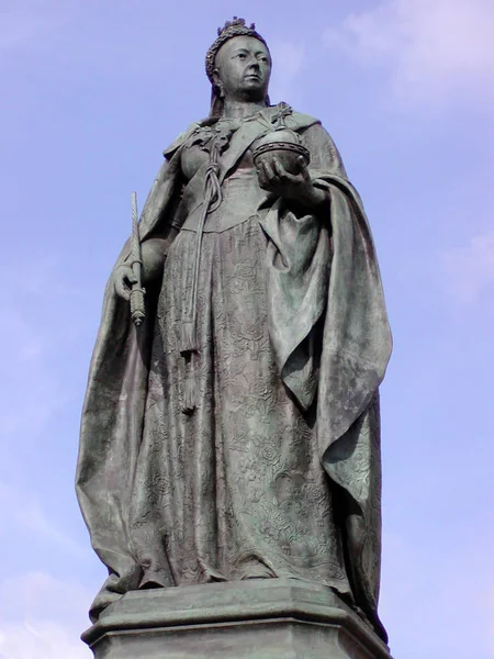 Queen Victoria Statue — Stock Photo, Image