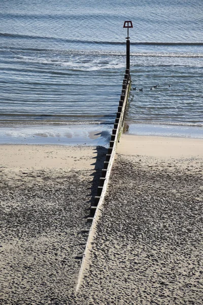 ビーチの防波堤 — ストック写真
