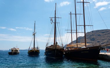 Turist gezisi tekneleri