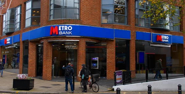 Guildford Reino Unido Novembro 2019 Entrada Para Filial Metro Bank — Fotografia de Stock