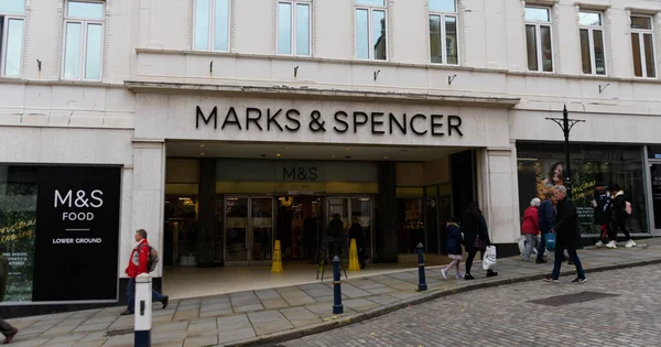 Guildford United Kingdom November 2019 Entrance Marks Spencer Store High — Stock Photo, Image