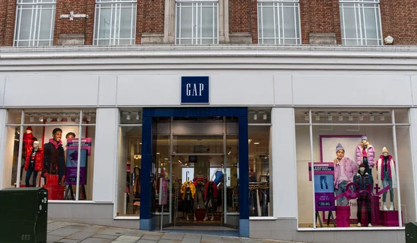 Guildford United Kingdom November 2019 Frontage Gap Clothes Store High — Stock Photo, Image