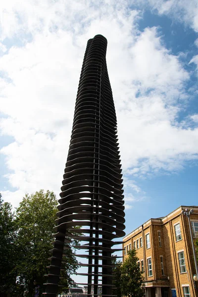 Gloucester United Kingdom September 2019 Sculpture Kyneburgh Tower Tom Price — Stock Photo, Image