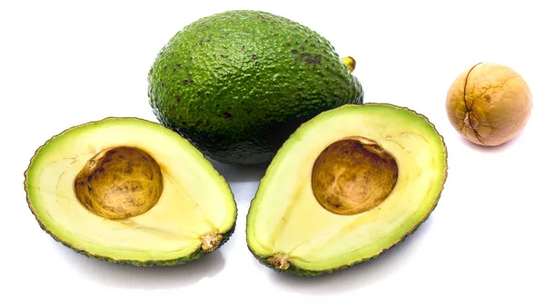 Verse avocado geïsoleerd — Stockfoto