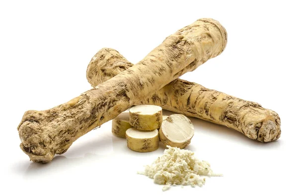 İzole horseradish kök