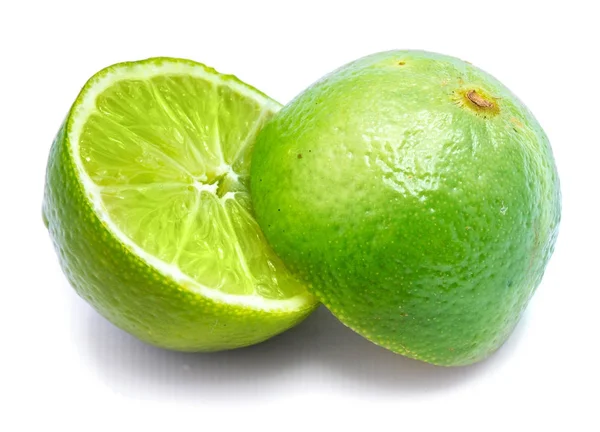 Limoen geïsoleerd op wit — Stockfoto