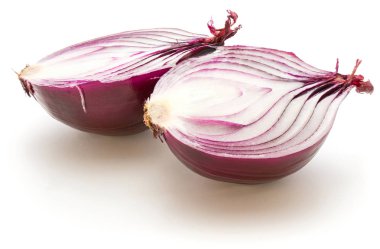 Kırmızı soğan beyaz üzerine izole